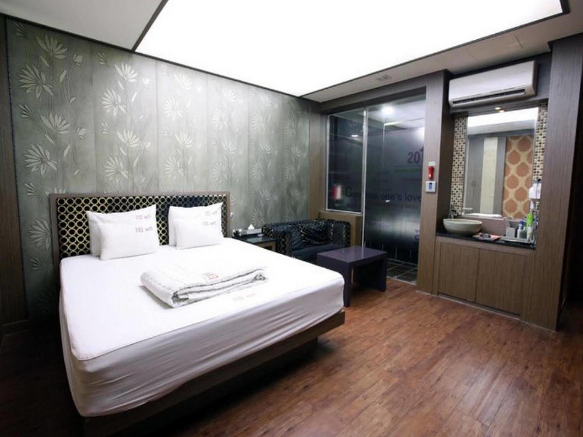 The Design Motel Busan Eksteriør bilde